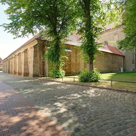 Luett Stuv * Σλέσβιχ